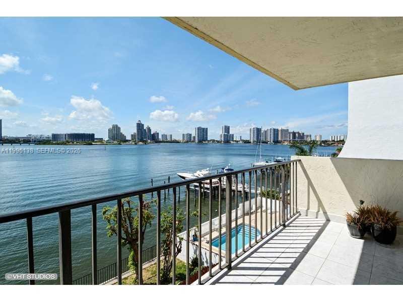 17878 N Bay Road 307 — photo 1