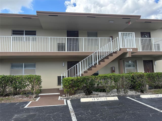 601 NW 78th Terrace 107, Margate, FL 33063