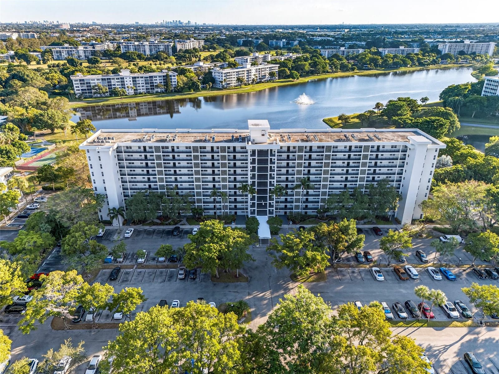 2900 N Course Drive 607, Pompano Beach, FL 33069 photo 4