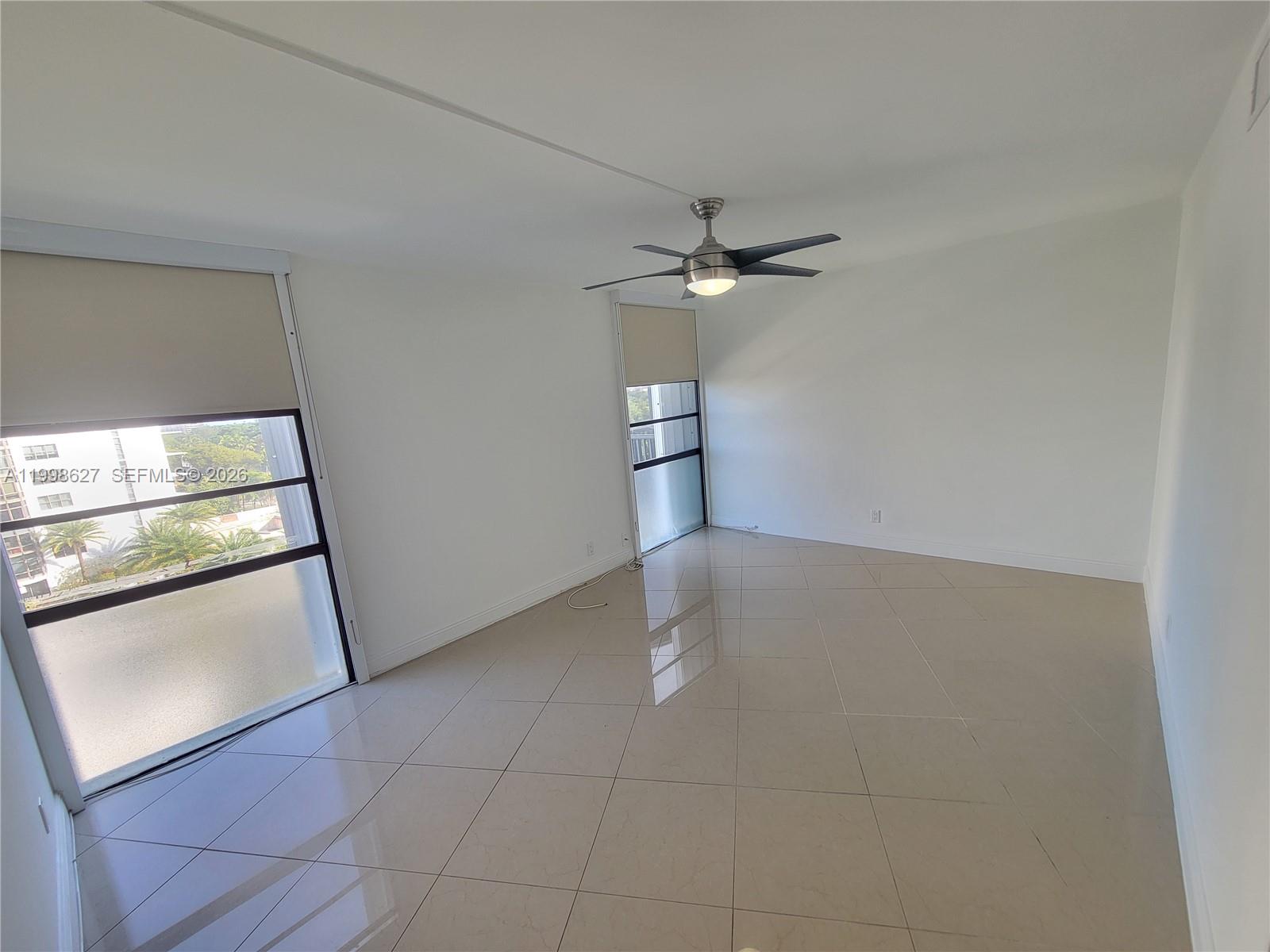 3301 N Country Club Drive 811, Aventura, FL 33180, Aventura