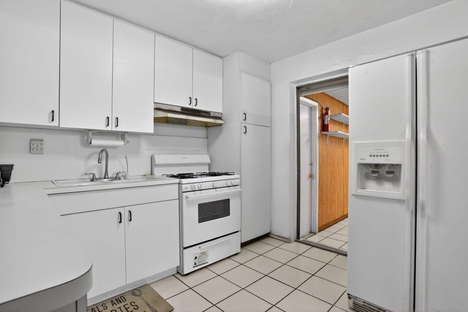 2411 NE 10th Terrace, Pompano Beach, FL 33064 photo 14