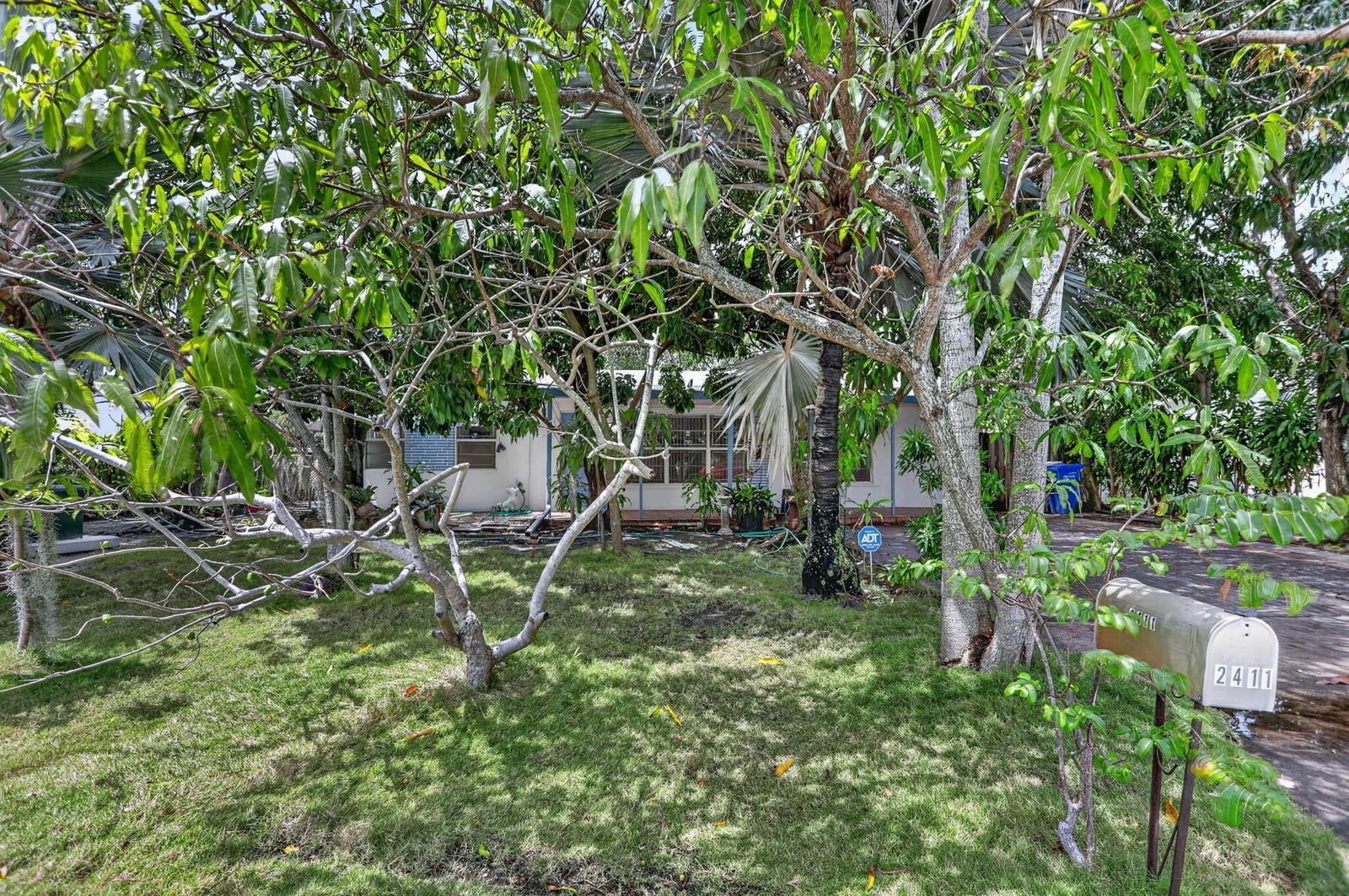2411 NE 10th Terrace, Pompano Beach, FL 33064 photo 16