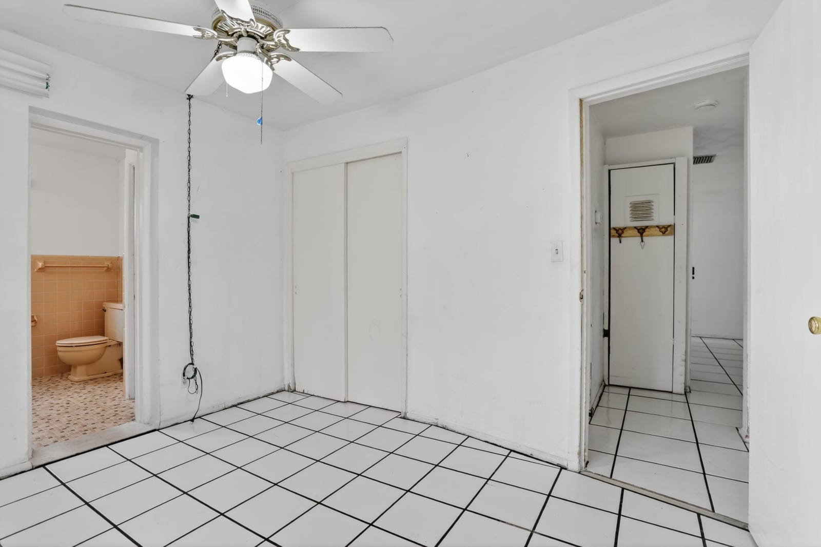 2411 NE 10th Terrace, Pompano Beach, FL 33064 photo 10