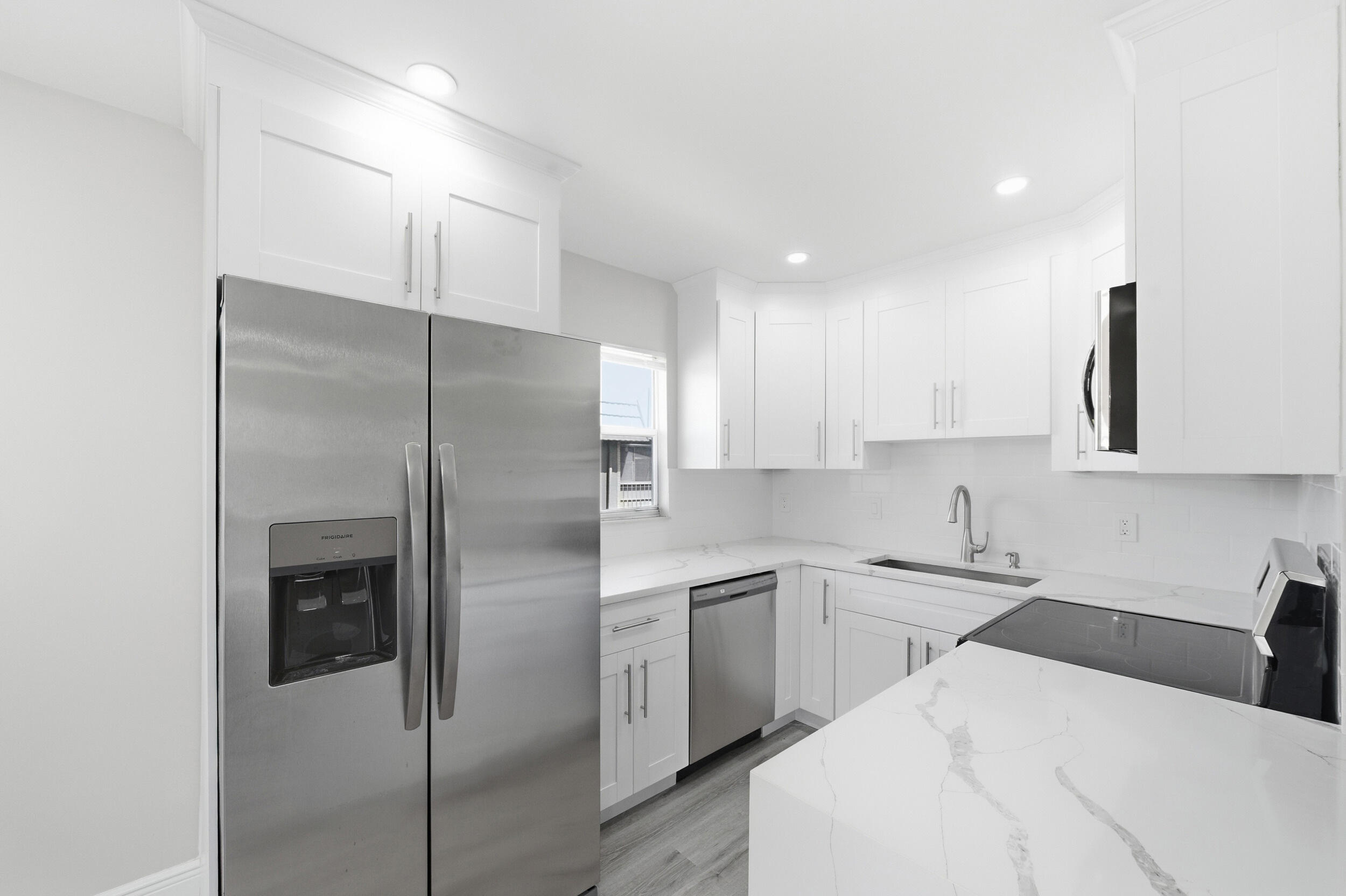 284 Flanders F, Delray Beach, FL 33484 photo 14