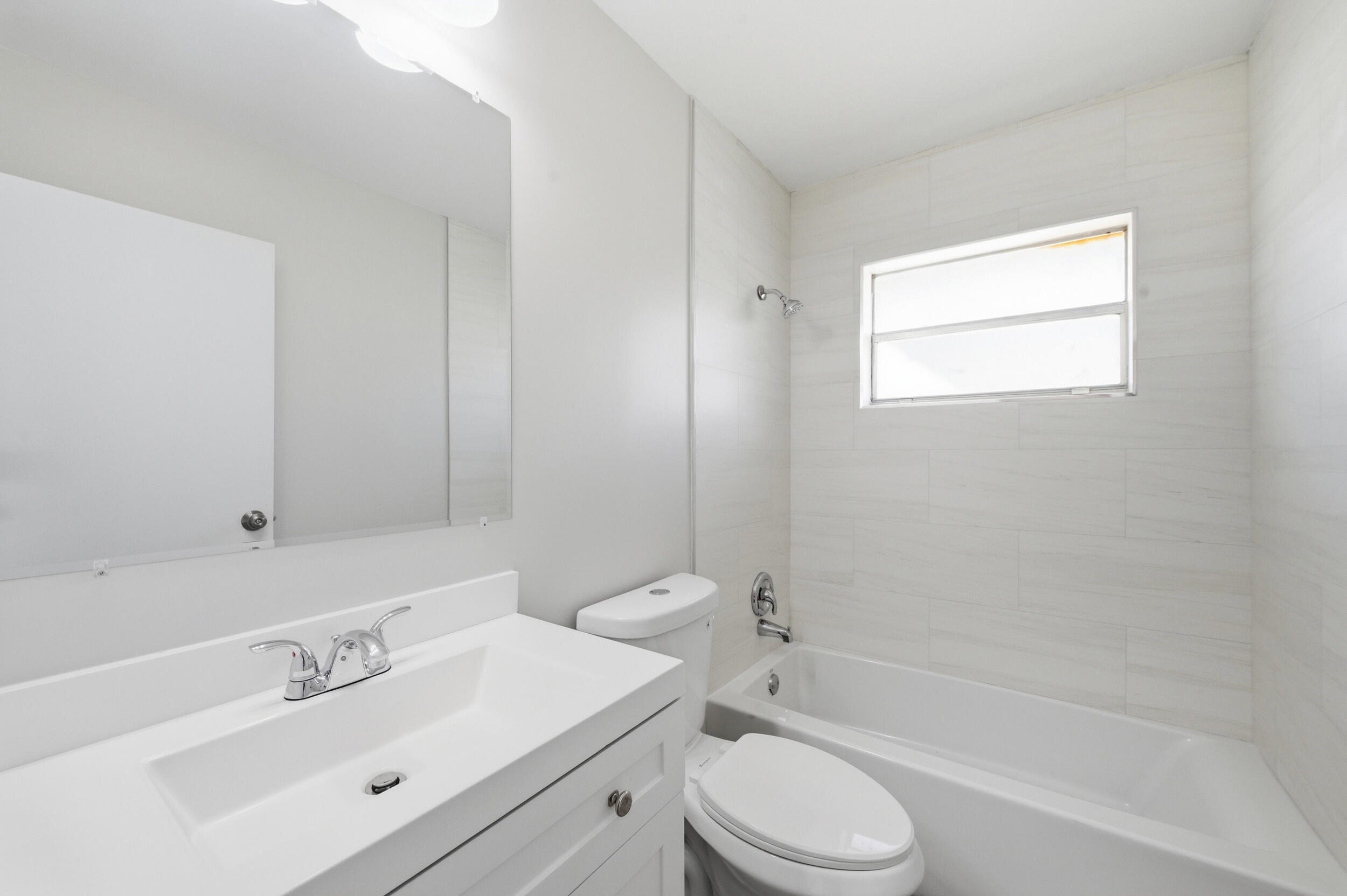 284 Flanders F, Delray Beach, FL 33484 photo 18