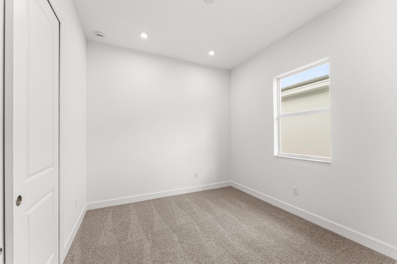 14222 SW Artesia Dr Drive — photo 9