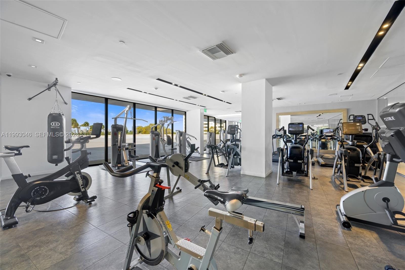 9 Island Avenue 810, Miami Beach, FL 33139 photo 24