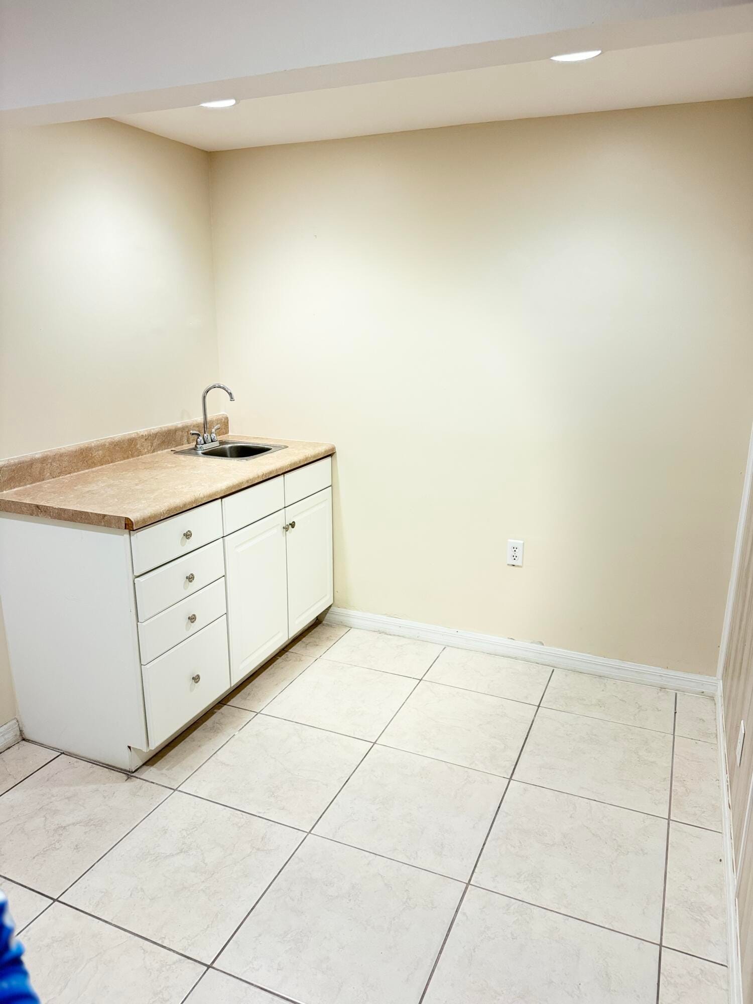 706 N 7th Street, Fort Pierce, FL photo 2
