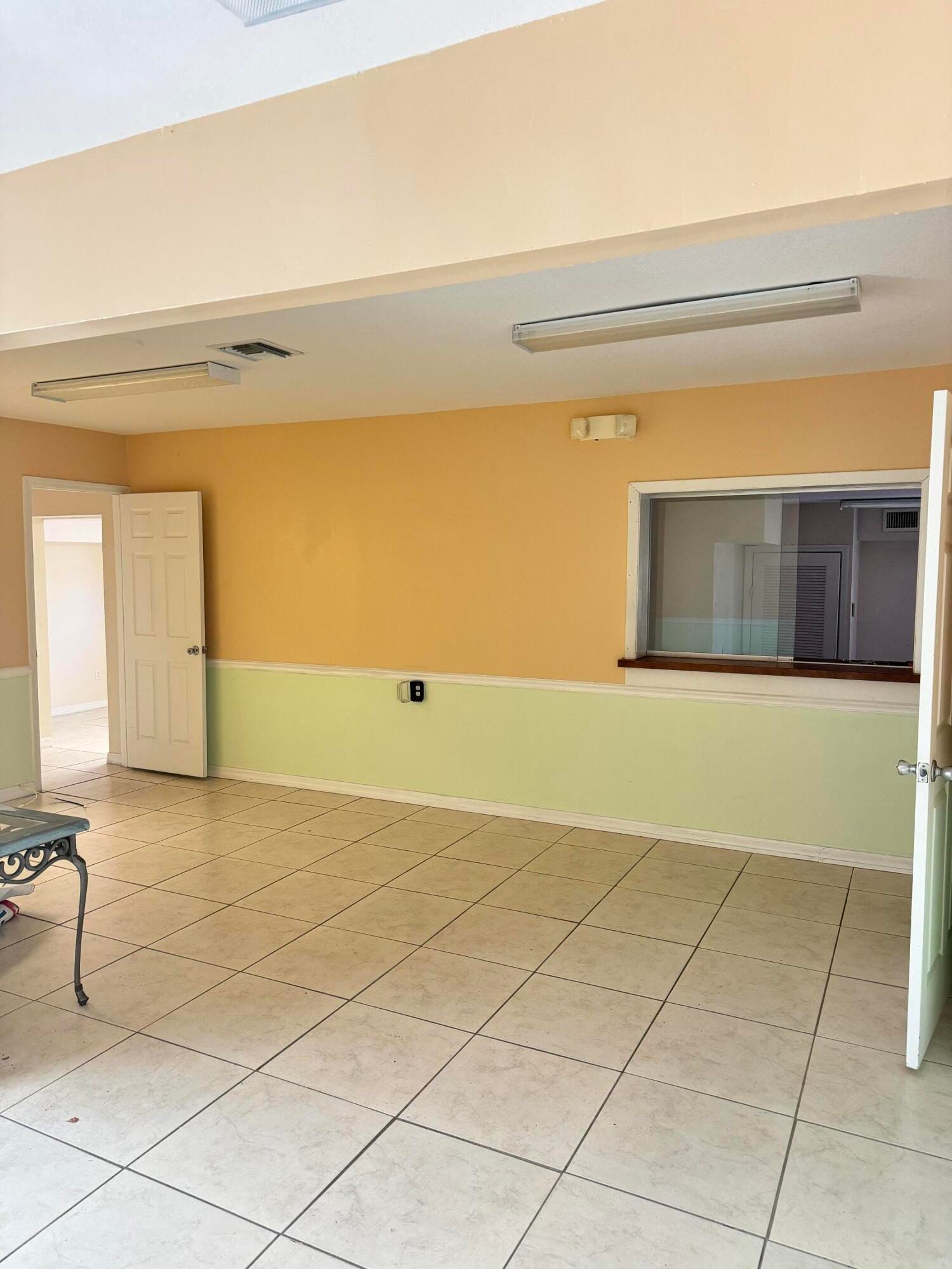 706 N 7th Street, Fort Pierce, FL photo 3