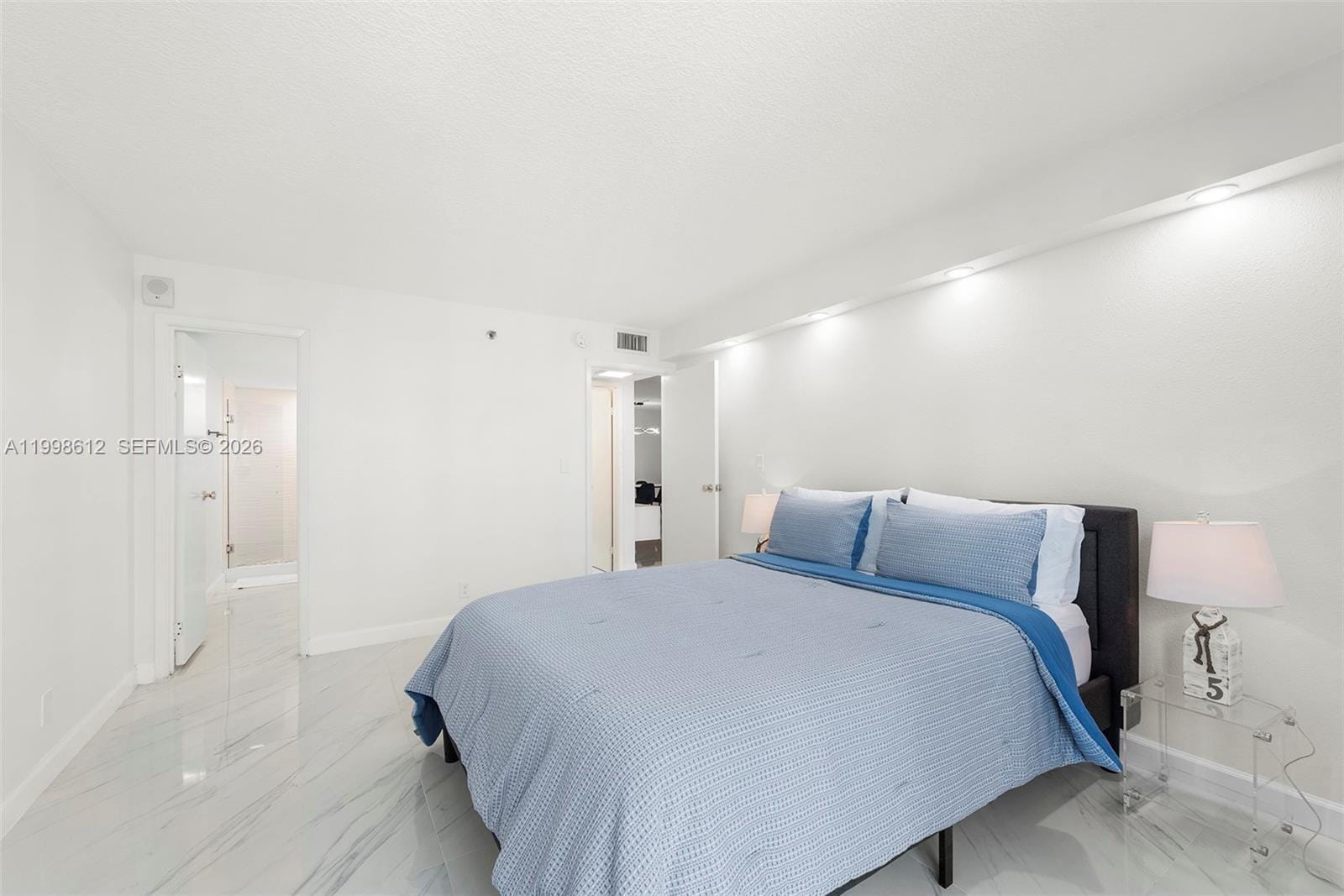 2401 Collins Avenue 1007, Miami Beach, FL 33140 photo 15