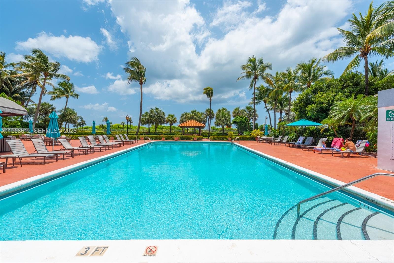 2401 Collins Avenue 1007, Miami Beach, FL 33140 photo 23