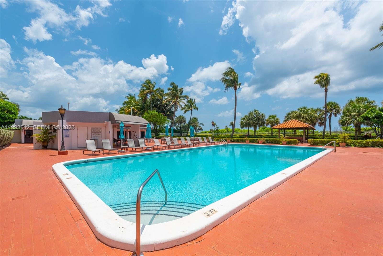 2401 Collins Avenue 1007, Miami Beach, FL 33140 photo 25