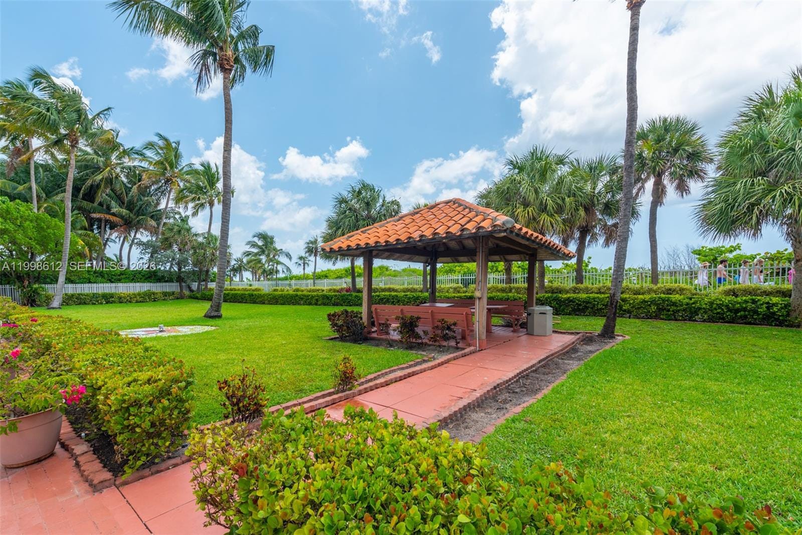 2401 Collins Avenue 1007, Miami Beach, FL 33140 photo 26