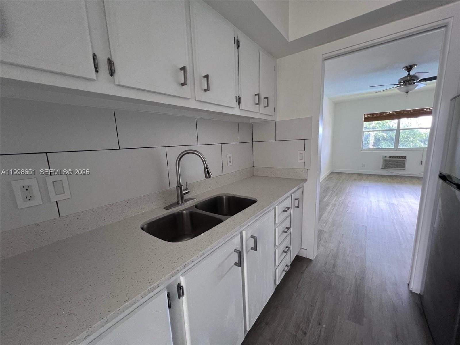 1350 E Sample Road 306 — photo 2