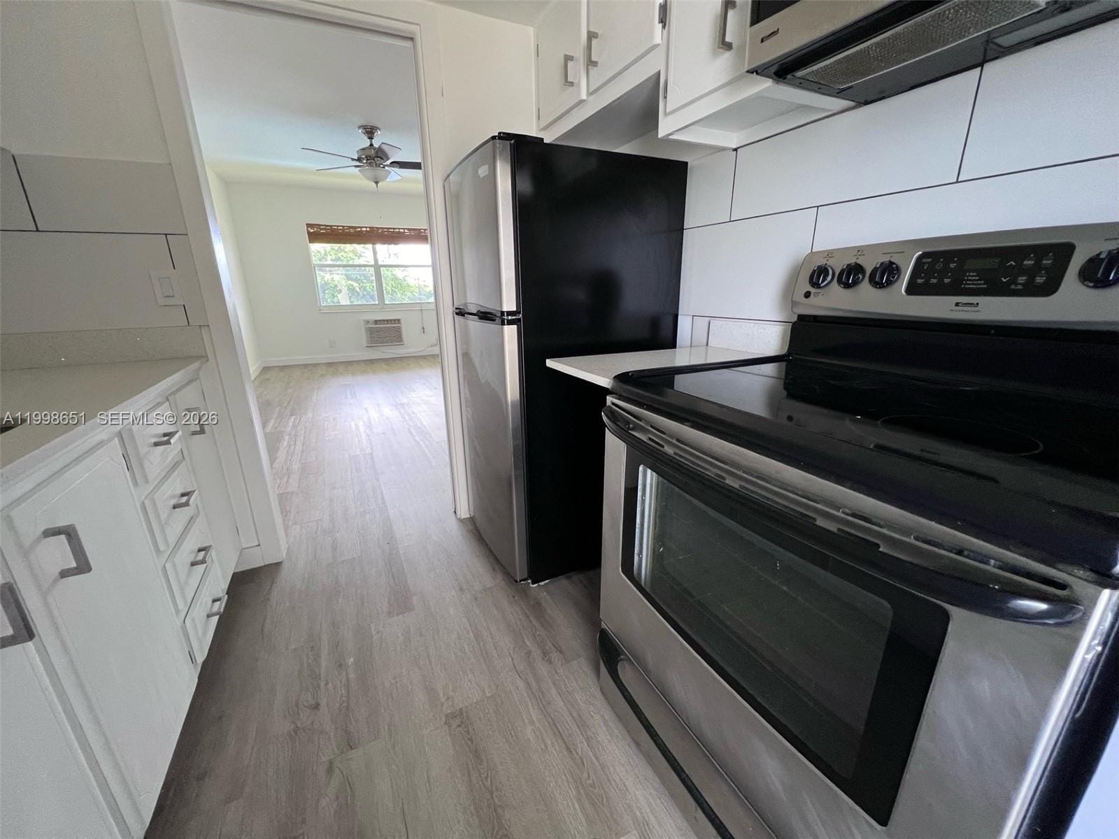 1350 E Sample Road 306 — photo 3