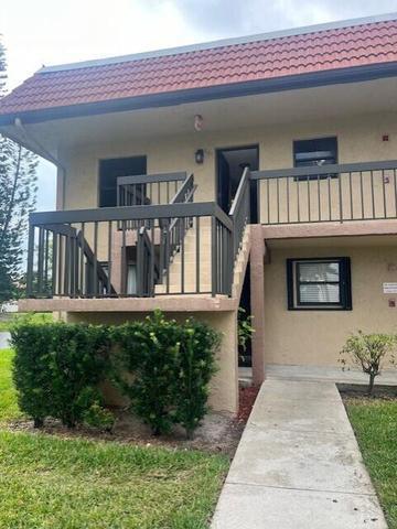 21911 Lake Forest Circle 201, Boca Raton, FL 33433, Boca Raton