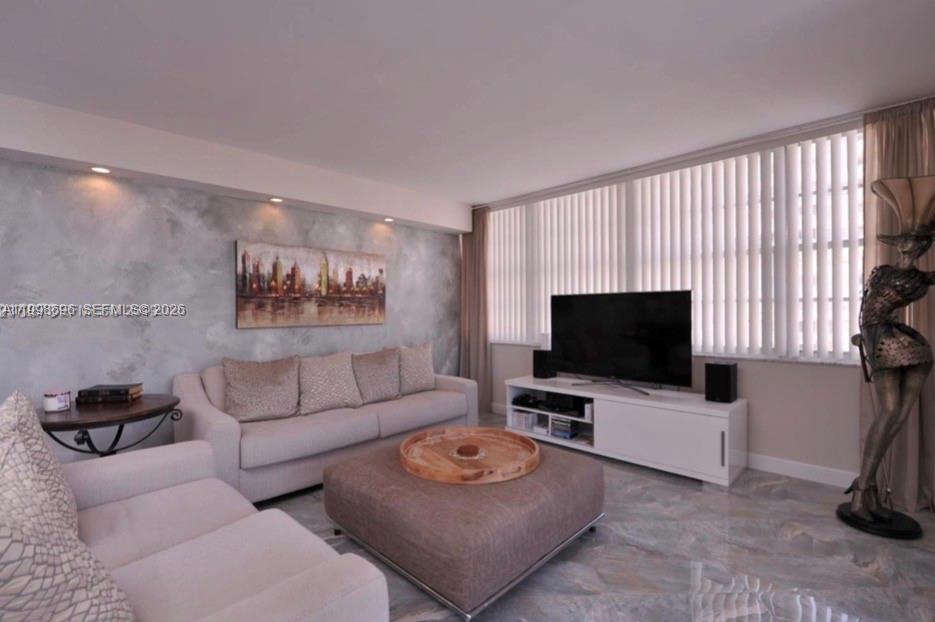 18041 Biscayne Boulevard 1104, Aventura, FL 33160, Aventura