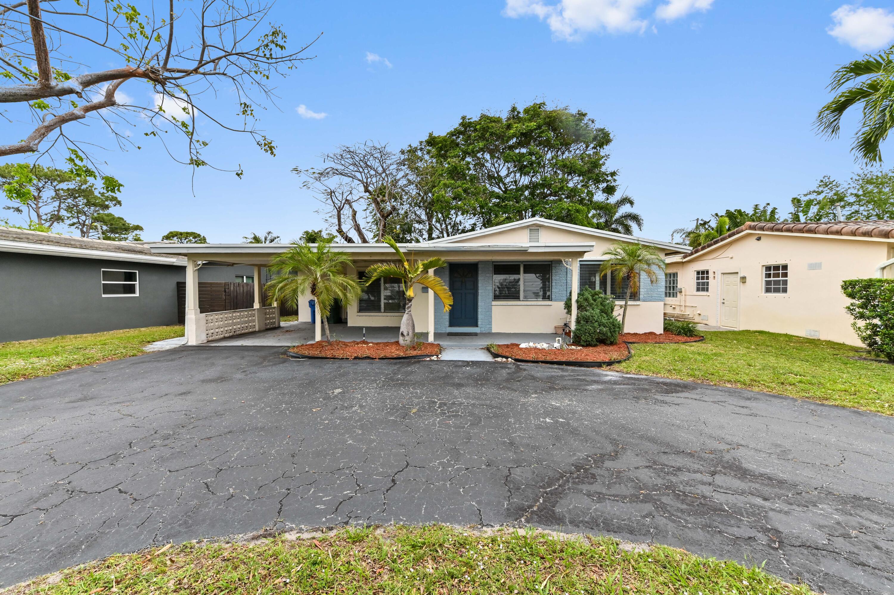 1727 NE 37th Street, Oakland Park, FL 33334, Oakland Park