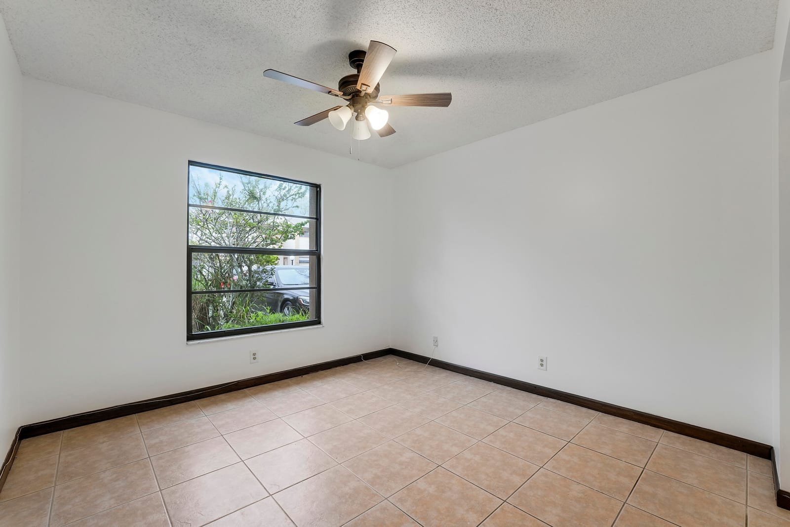 126 Sherwood Circle 12d, Jupiter, FL 33458 photo 13