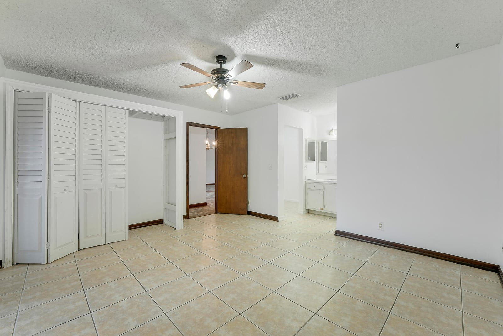 126 Sherwood Circle 12d, Jupiter, FL 33458 photo 8