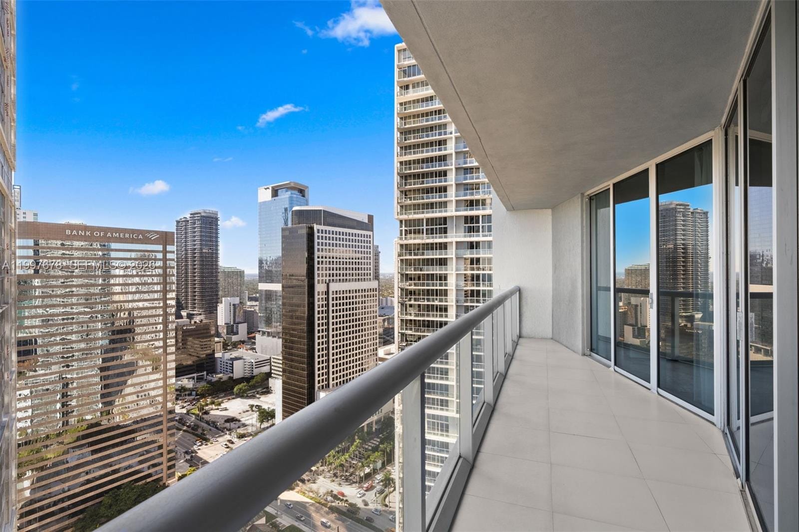 475 Brickell Avenue 3711 — photo 2