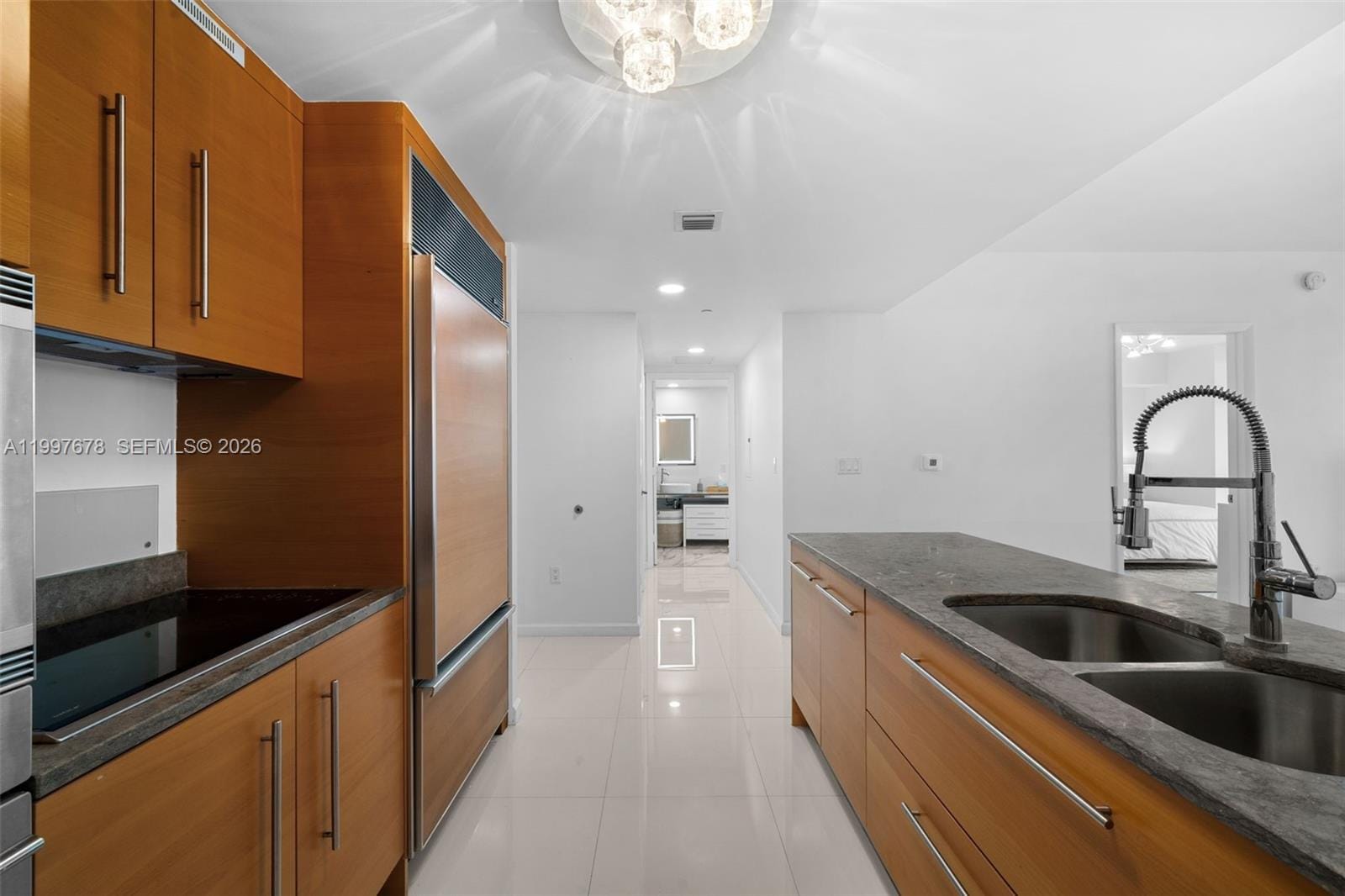 475 Brickell Avenue 3711 — photo 6