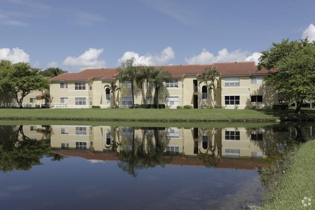 565 Vista Isles Drive 2024, Sunrise, FL 33325, Sunrise