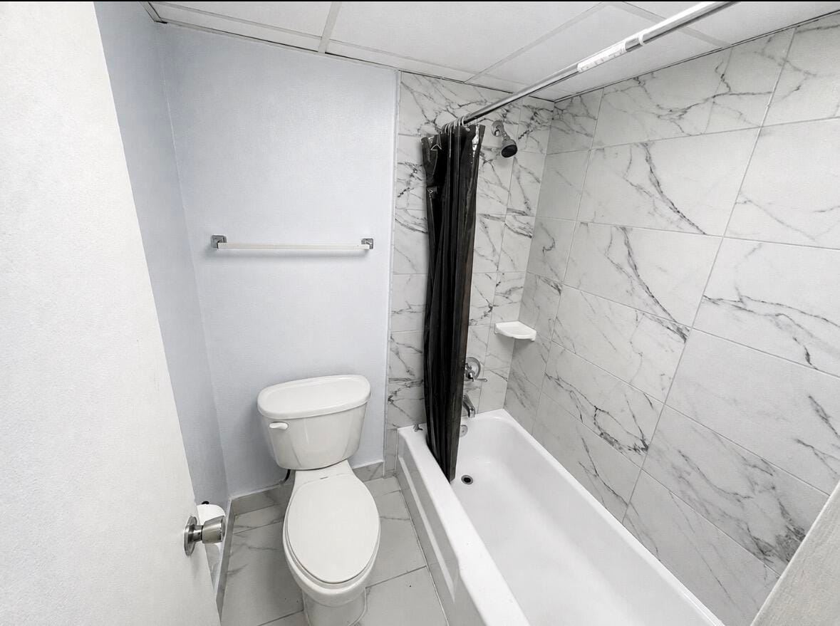 1250 NE 125th Street 216d, North Miami, FL 33161 photo 12