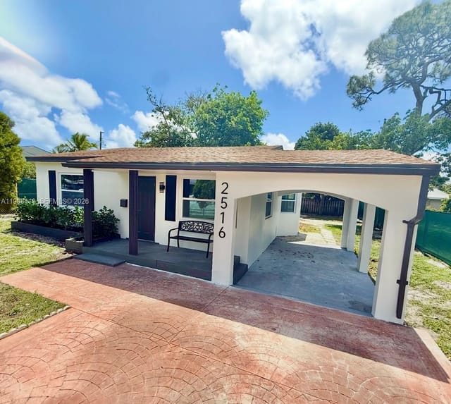 2516 Wiley Court, sold in Sunshine Manor, Hollywood, FL