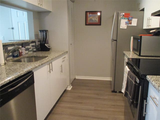 123 Yacht Club Way 206, Hypoluxo, FL 33462