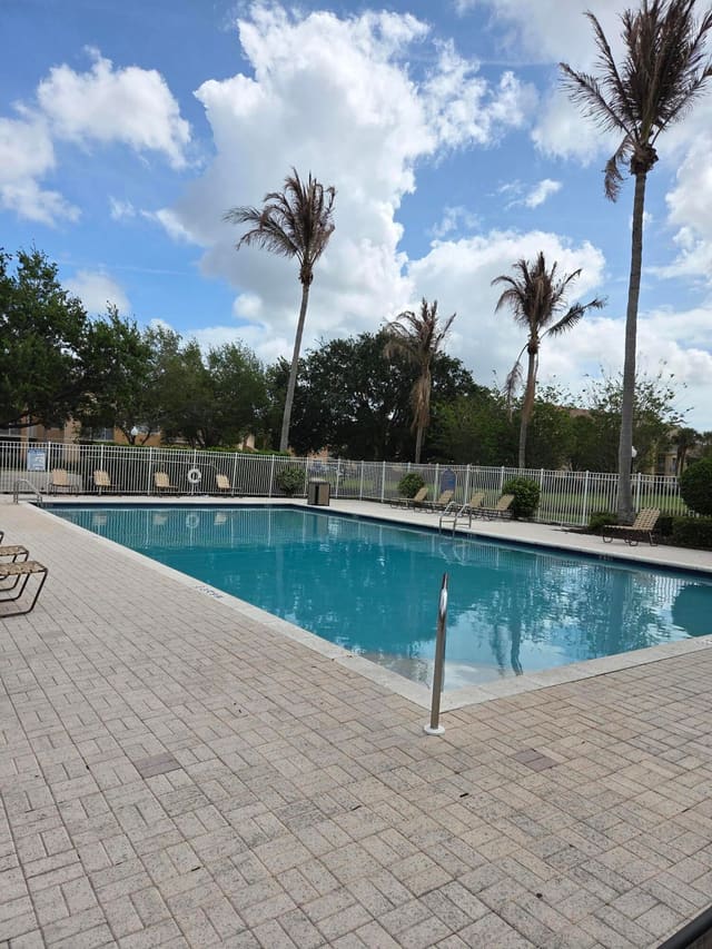 131 SW Palm Drive 108, sold in The Club At St Lucie West, A Condominium, Port St Lucie, FL