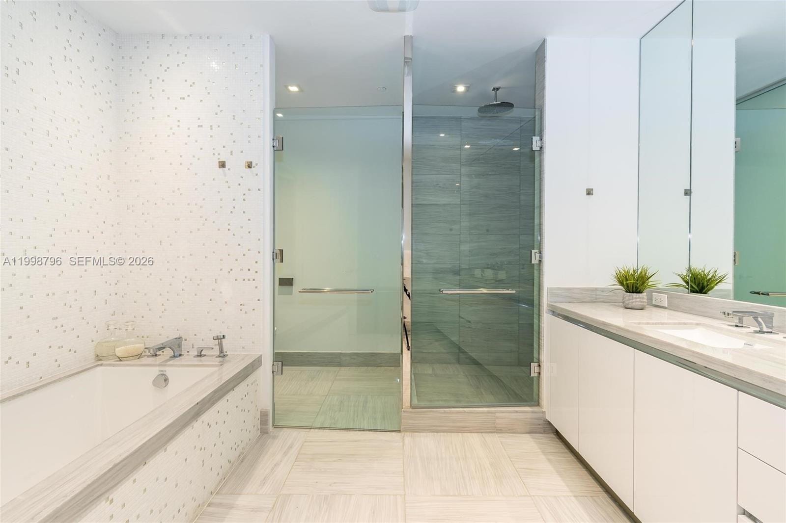 16901 Collins Avenue 903, Sunny Isles Beach, FL 33160 photo 13