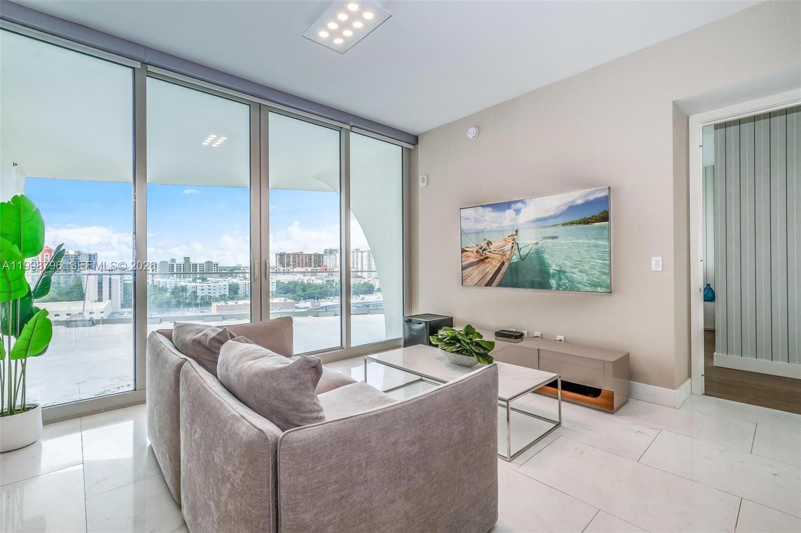 16901 Collins Avenue 903, Sunny Isles Beach, FL 33160 photo 16