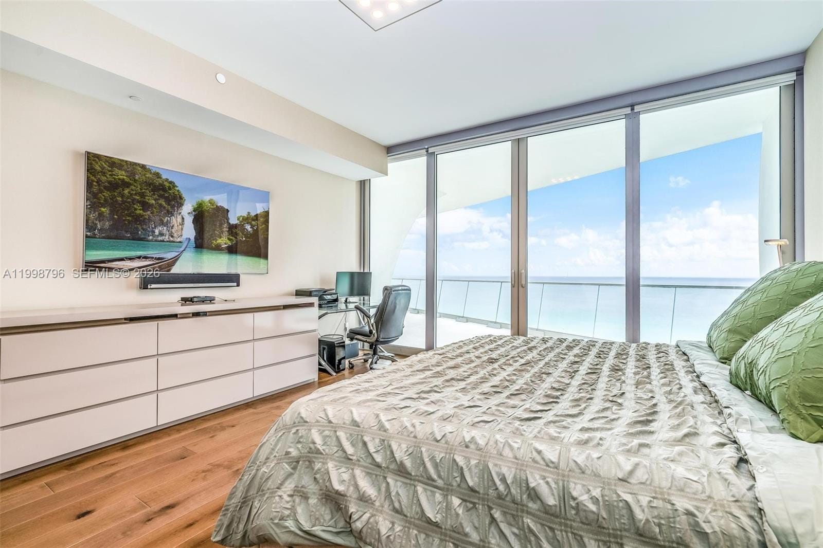 16901 Collins Avenue 903 — photo 10