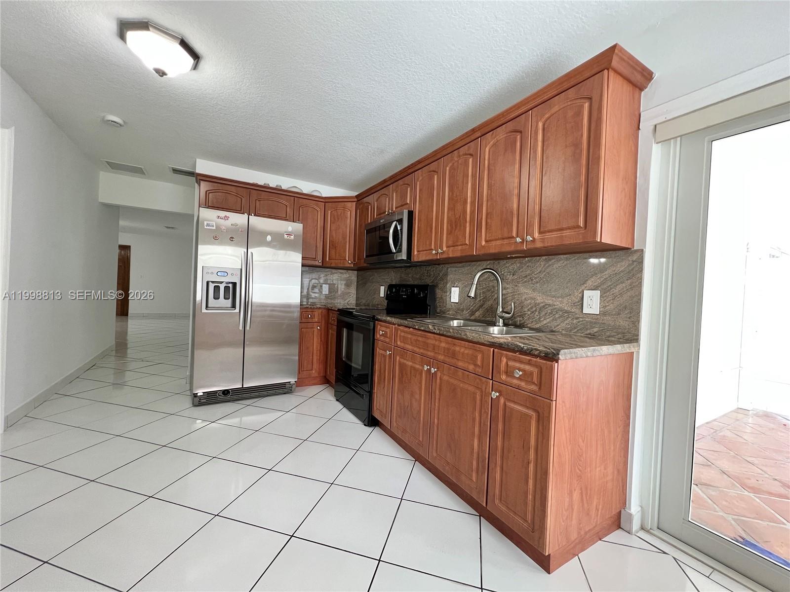 10140 SW 26th Terrace, Miami, FL 33165 photo 25