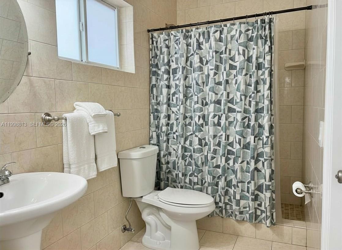 10140 SW 26th Terrace, Miami, FL 33165 photo 8