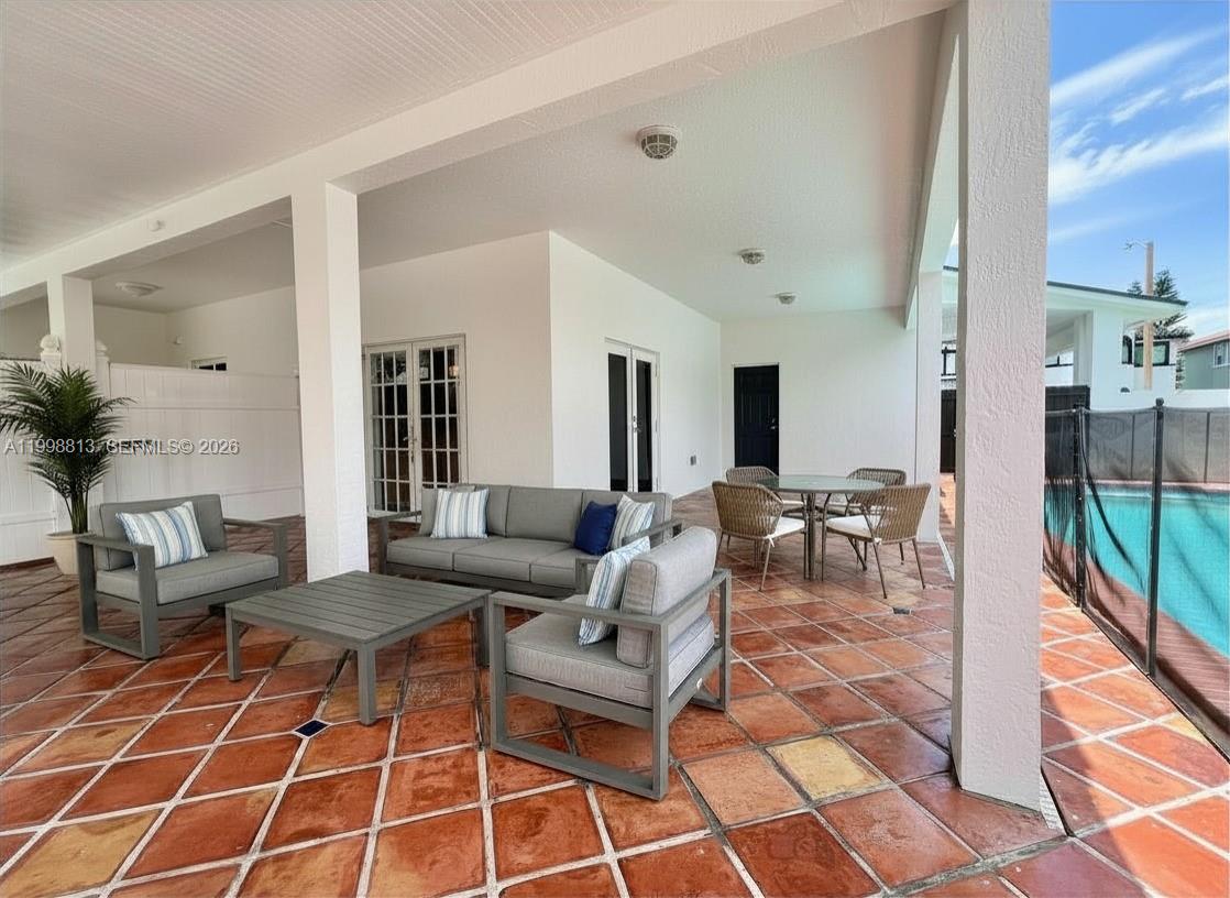 10140 SW 26th Terrace, Miami, FL 33165 photo 9