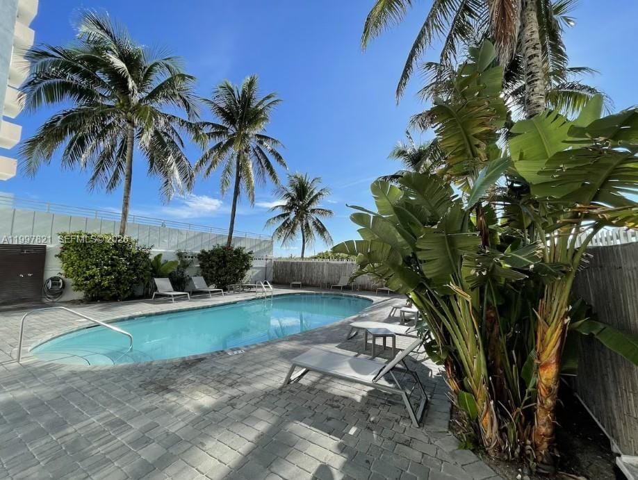 335 Ocean Drive 214, Miami Beach, FL 33139 photo 10