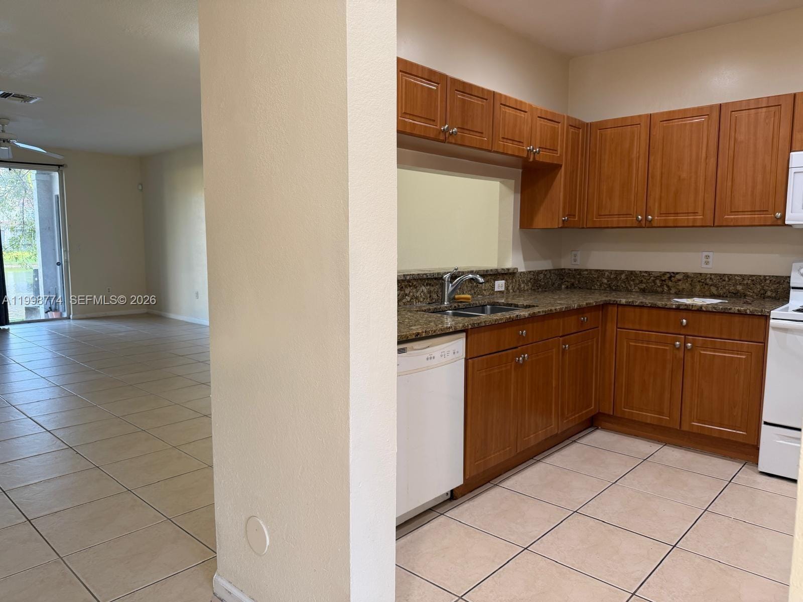 8246 SW 27th Street 103 — photo 7