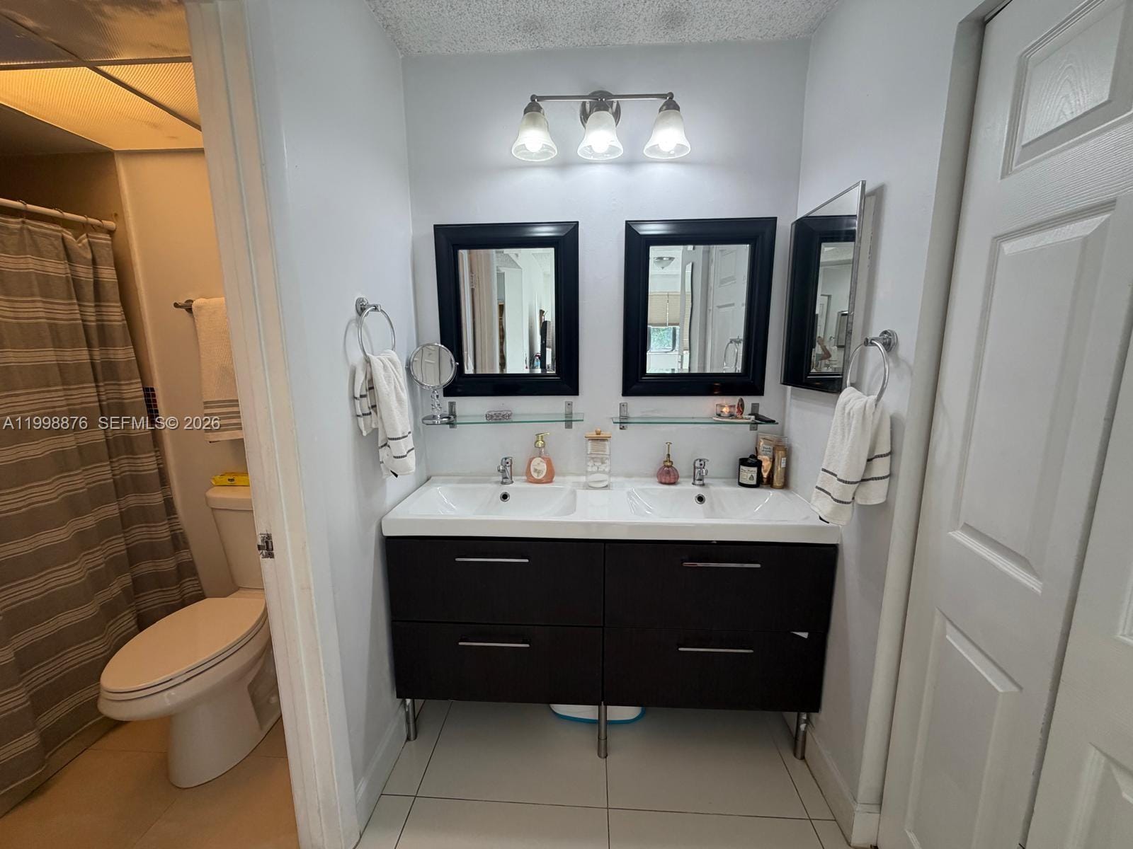 468 NE 206th Lane 102, Miami, FL 33179 photo 18