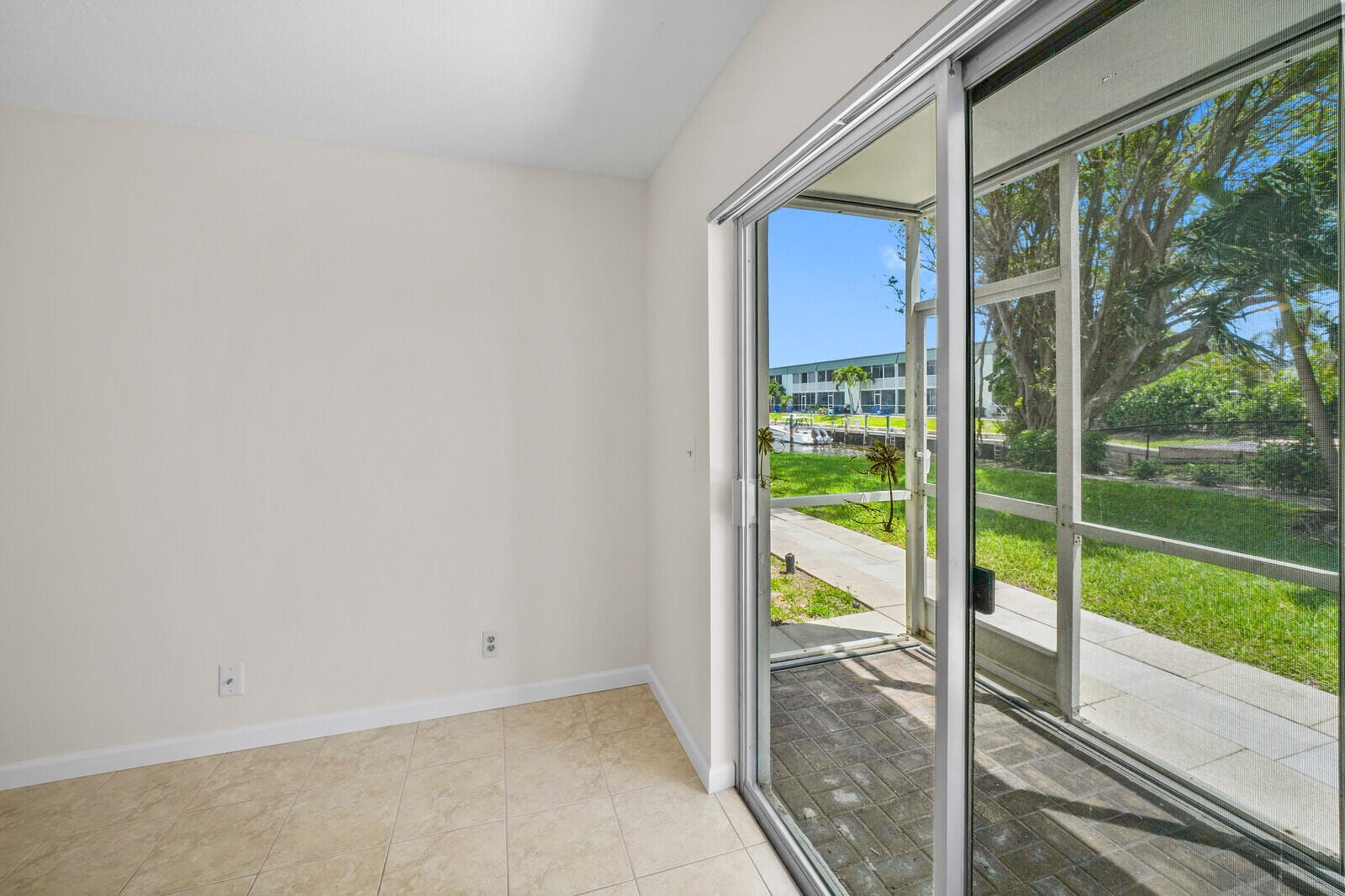 130 Doolen Court 109, North Palm Beach, FL 33408 photo 30