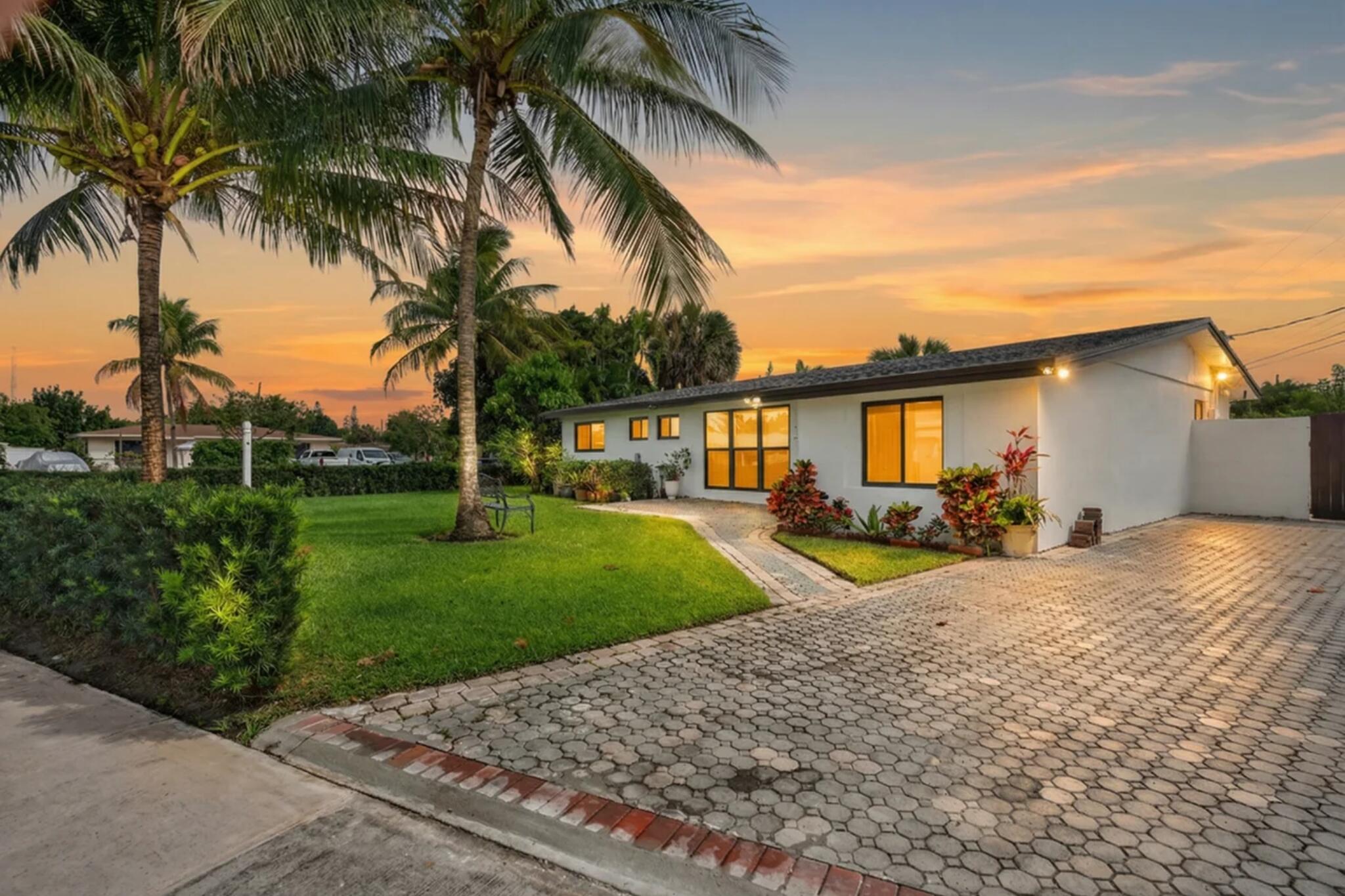 5051 NE 6th Avenue, Deerfield Beach, FL 33064, Deerfield Beach