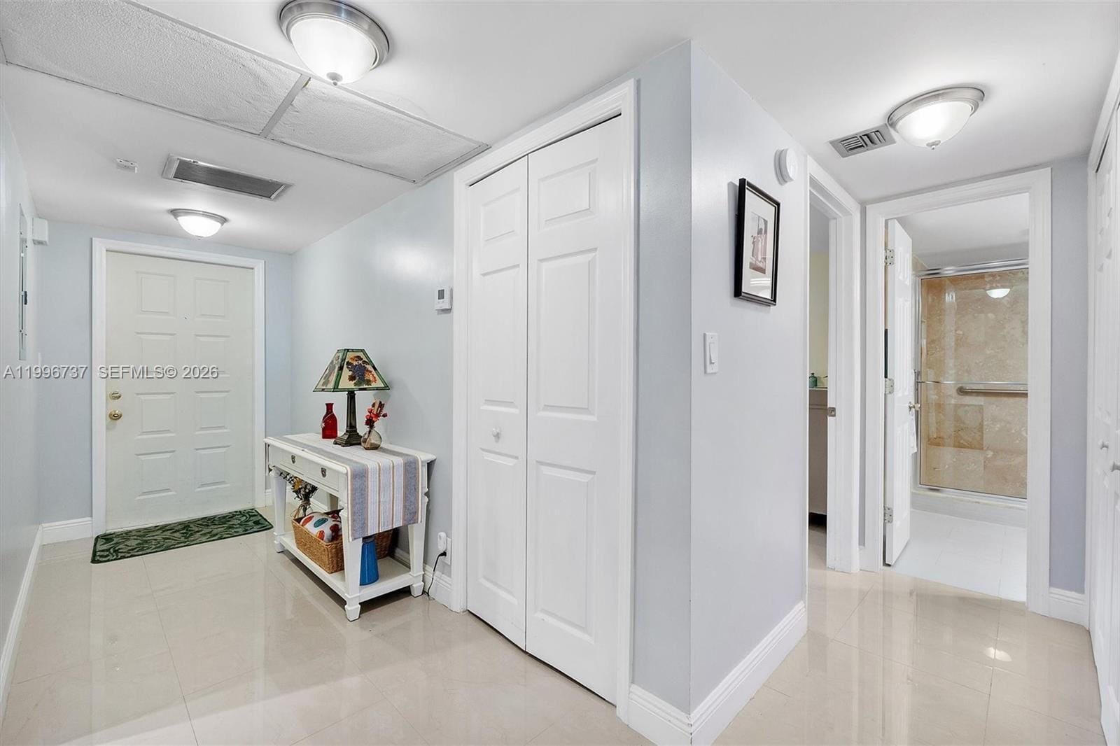 3503 Oaks Way 308 — photo 5