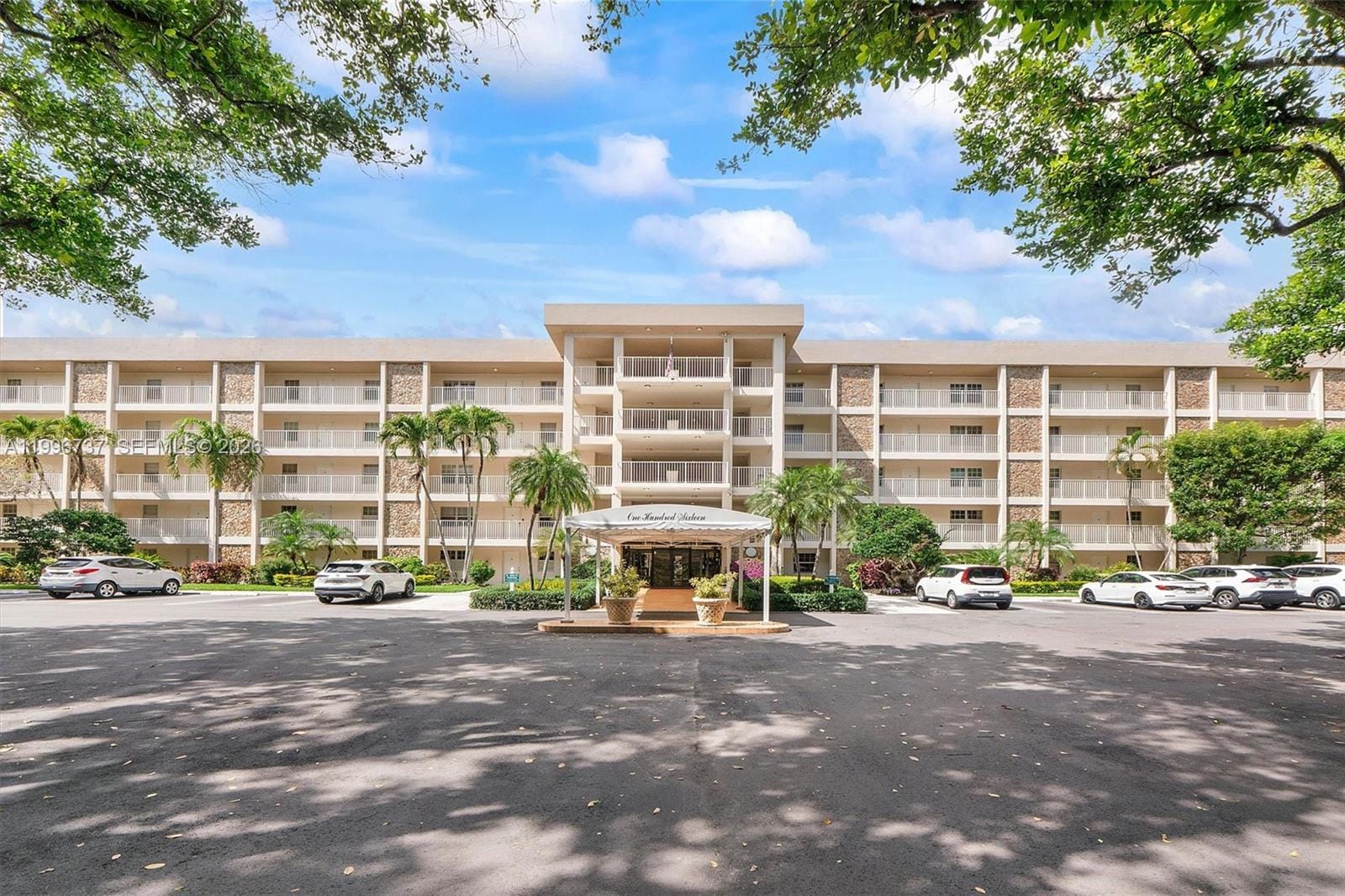 3503 Oaks Way 308 — photo 9