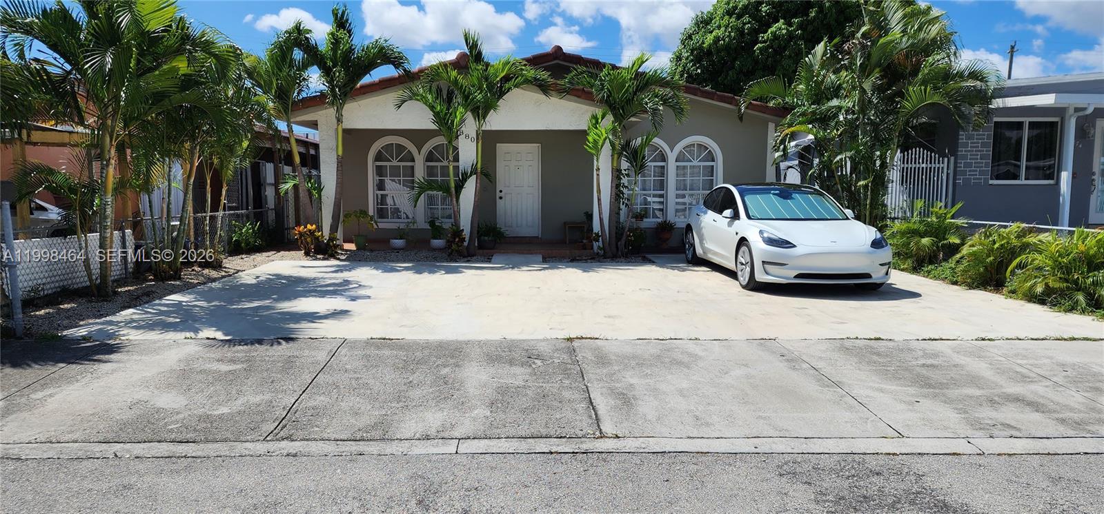 880 E 26th Street, Hialeah, FL 33013, Hialeah