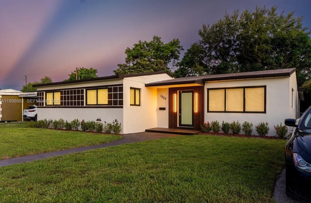 1000 NW 198th Street, Norwood 4th, Miami Gardens, FL