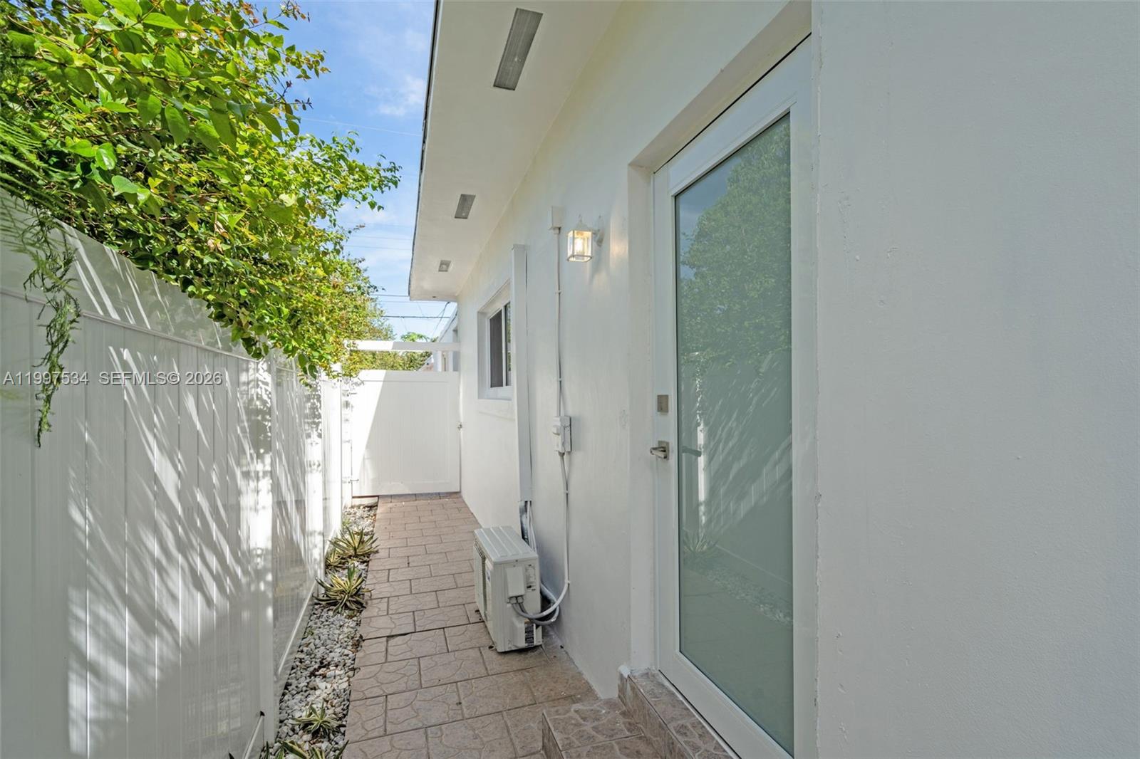 201 SW 51st Court 3, Miami, FL 33134, Miami