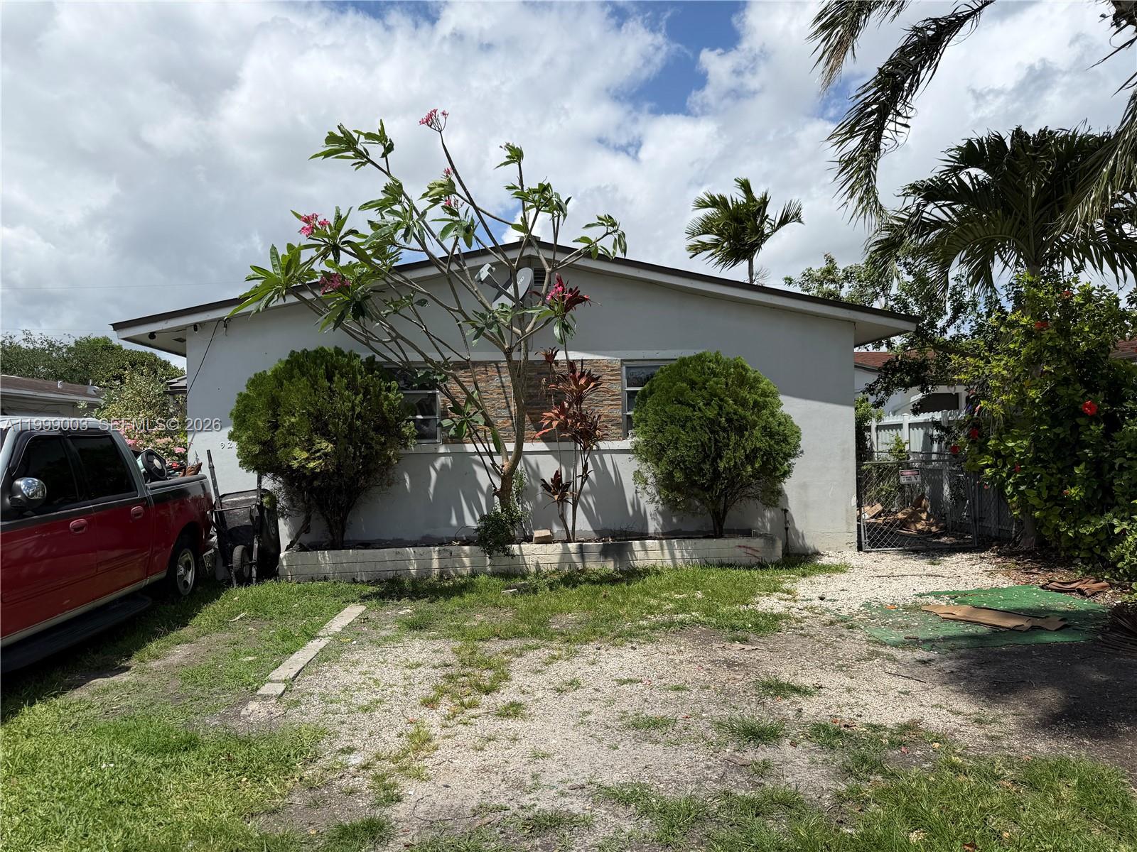 9283 SW 39th Street, Miami, FL 33165, Miami