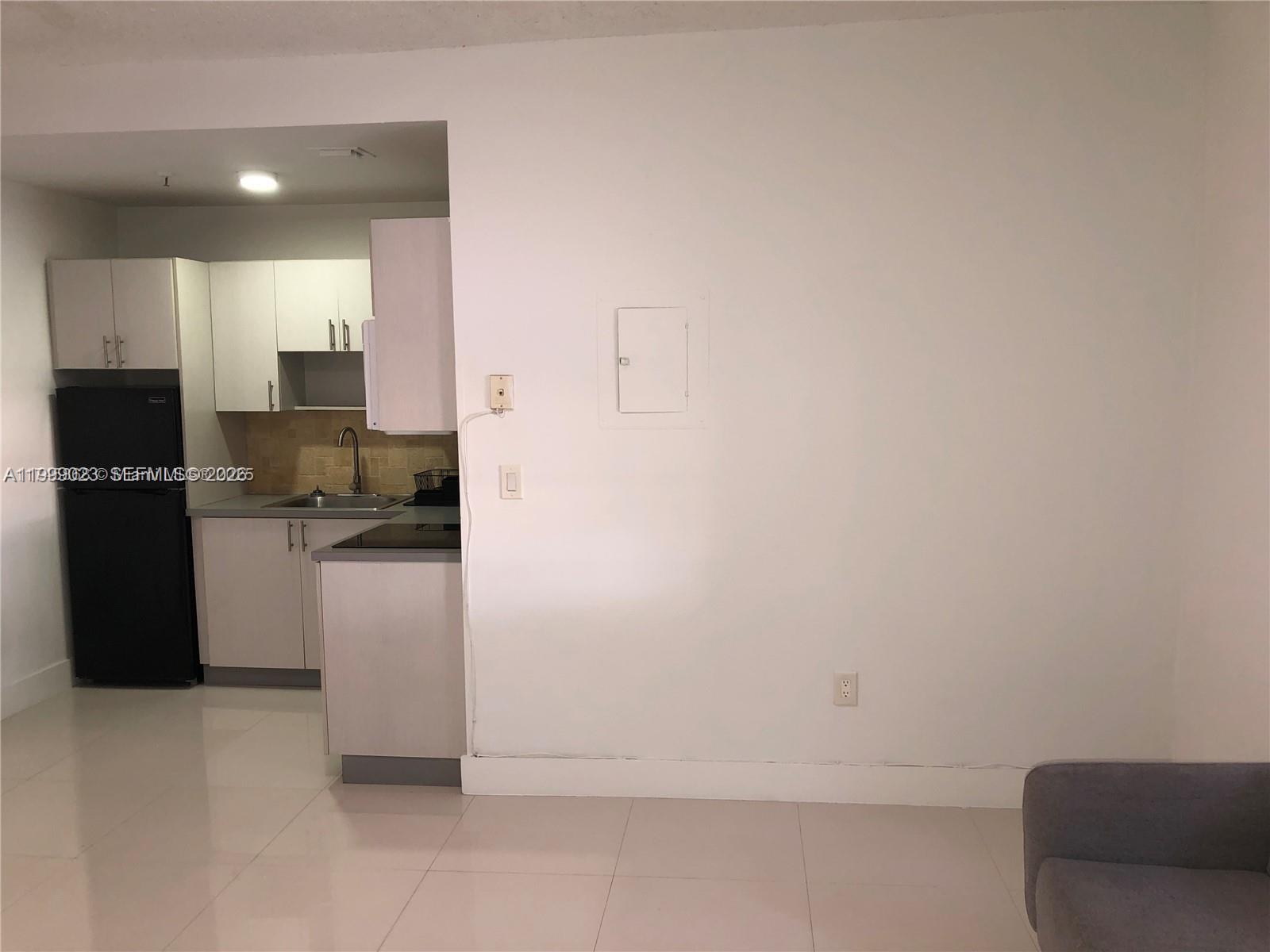 2730 Collins Avenue 310, Miami Beach, FL 33140, Miami Beach