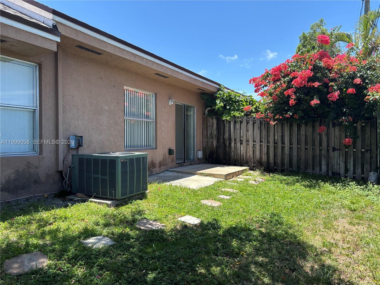 219 SE 8th Street 601, Hallandale Beach, FL 33009 photo 15